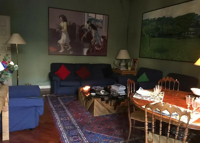 아파트 Elle House